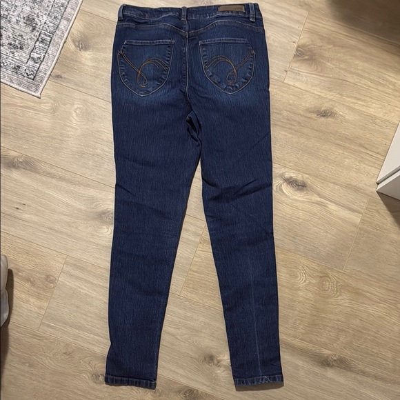 YMI Skinny Jeans - Picture 3 of 4